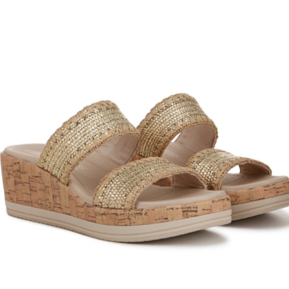 Bzees Resort Wedge Sandal - Picture 1 of 6